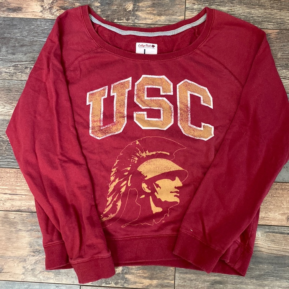 USC sweatshirt